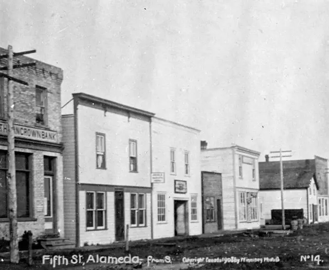 Fifth Street looking north, with the Crown Bank